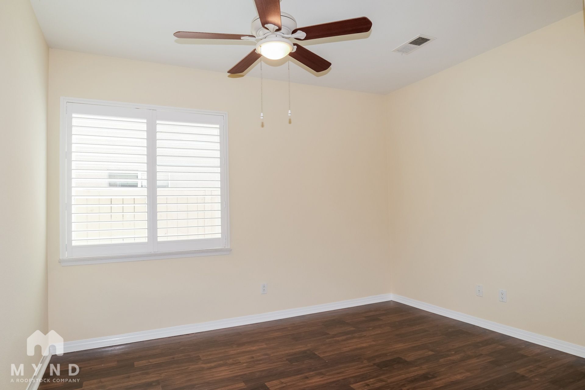 Building Photo - 807 Via Bahia