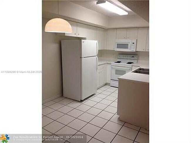 Primary Photo - 5540 NW 61st St