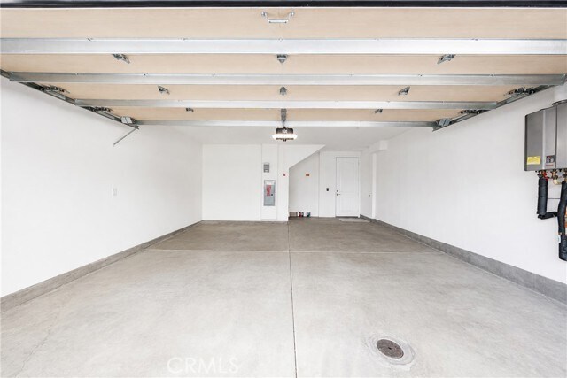 Building Photo - 1646 S Urbana St