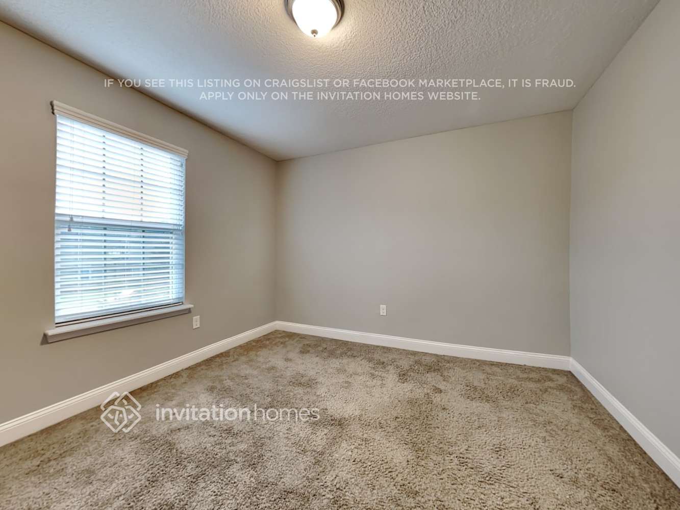 Building Photo - 832 Glendale Ln