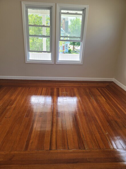 dining room - 50 Southworth St