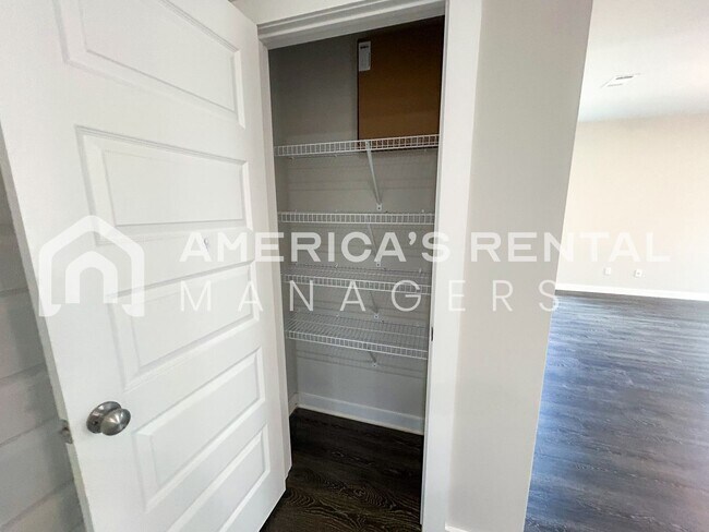 Building Photo - MOVE-IN SPECIAL!!! - Home for Rent in McCalla, AL!!! Available to View Now!!! - Sign a lease by 3...