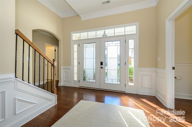 Building Photo - 4406 Carrington Dr