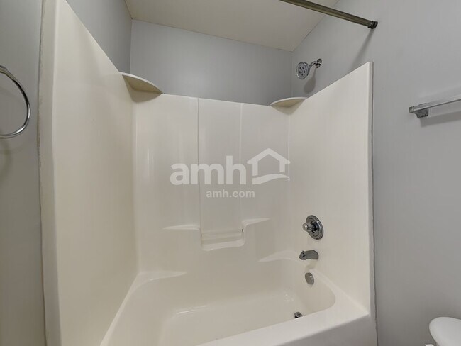 Building Photo - 4003 Paddle Wheel Ln