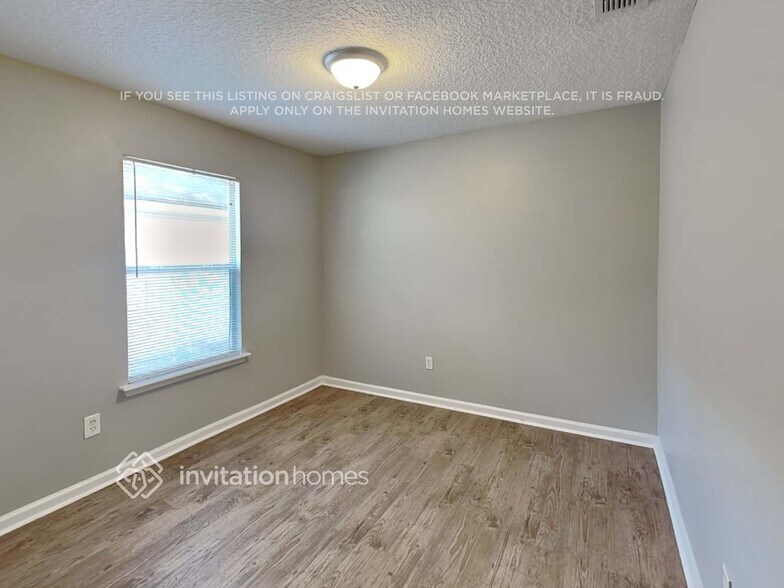 Building Photo - 1100 Andrea Way
