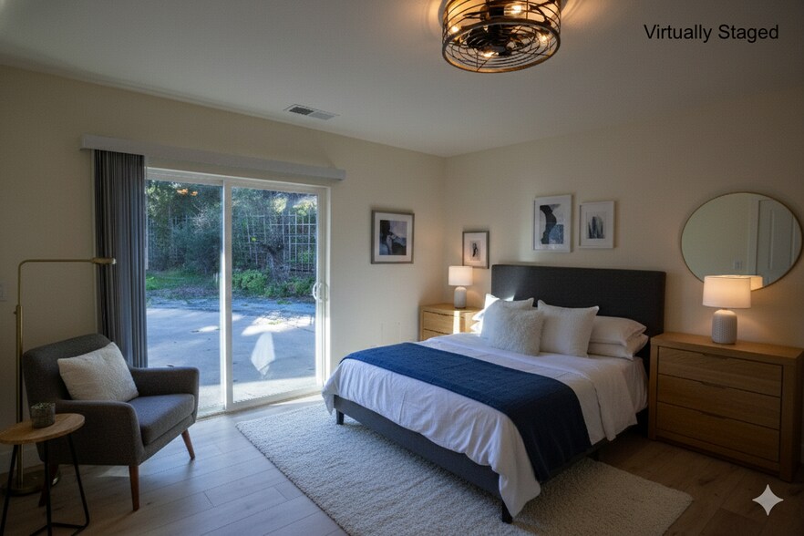 Building Photo - 384 Crazy Horse Canyon Rd