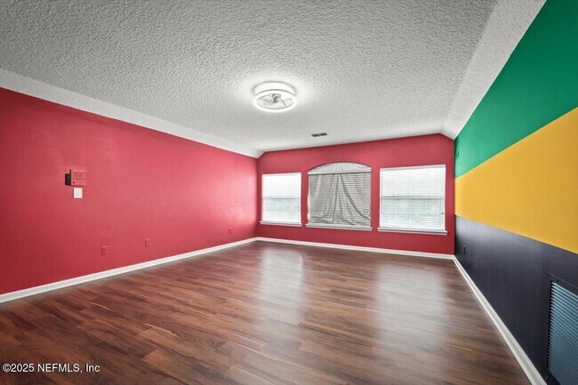 Building Photo - 577 Golden Links Dr