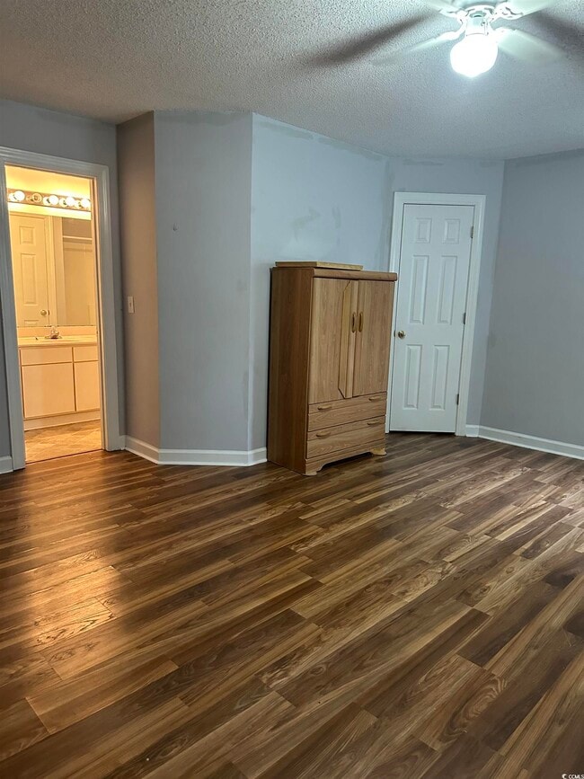 Building Photo - 4380 Daphne Ln