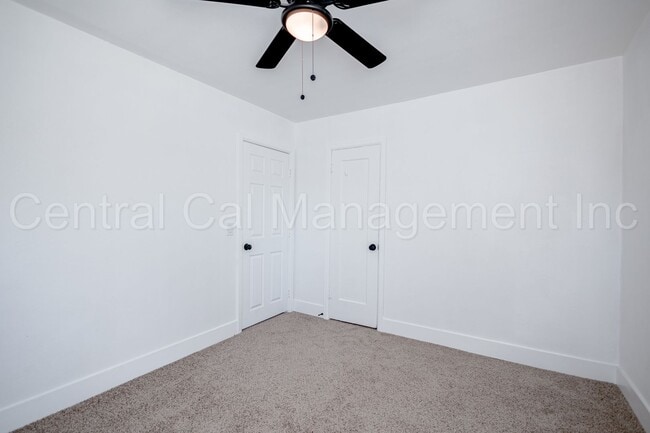 Building Photo - 1001 Woodrow Ave