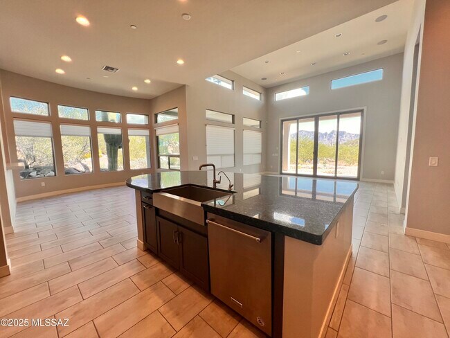 Building Photo - 14205 N Stone View Pl