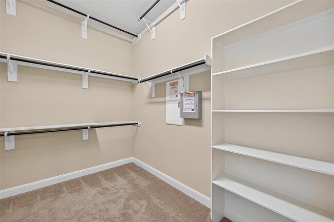 Building Photo - 4435 Calvet Forest Dr