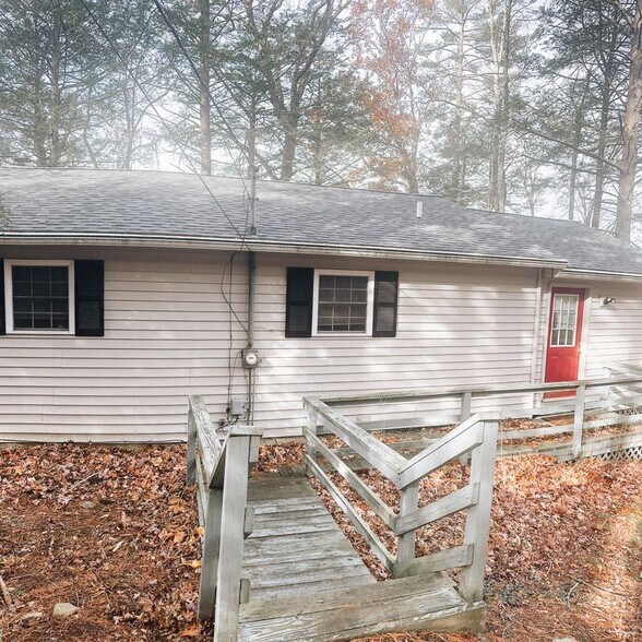 Building Photo - 66 Indian Spring Rd