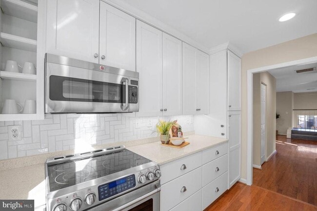 Building Photo - 1325 13th St NW