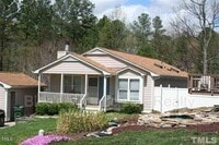 Building Photo - 124 Oak Hill Loop