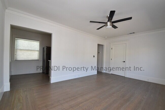 Building Photo - 1533 4th St