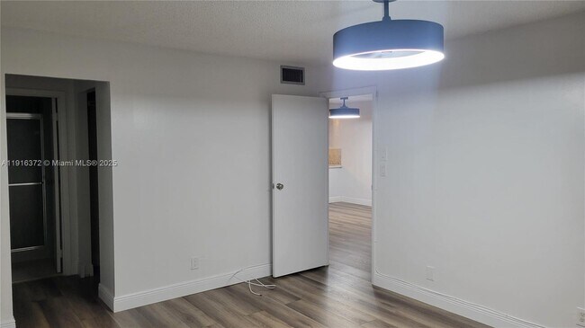 Building Photo - 3841 Environ Blvd