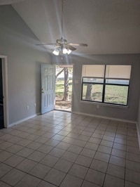 Building Photo - 203 W Reagan Ave