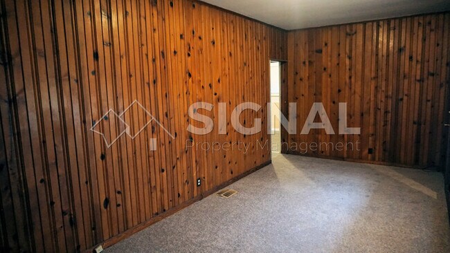 Building Photo - 7230 4th Ave S