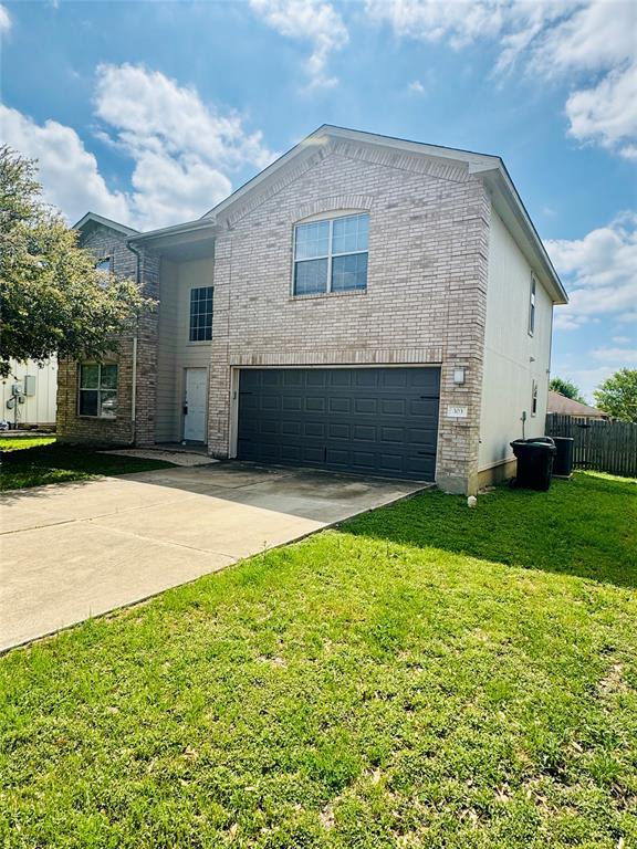 Building Photo - 303 Wegstrom St