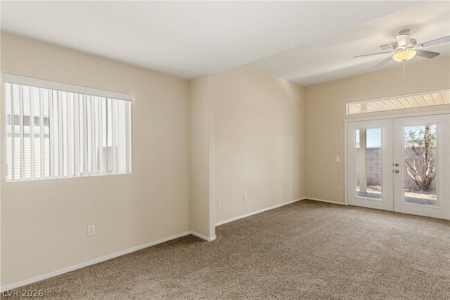 Building Photo - 110 La Suena Ct