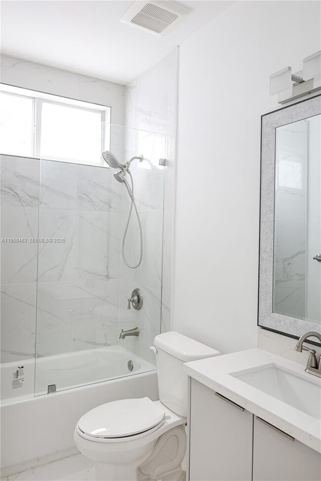 Building Photo - 160 NE 57th St