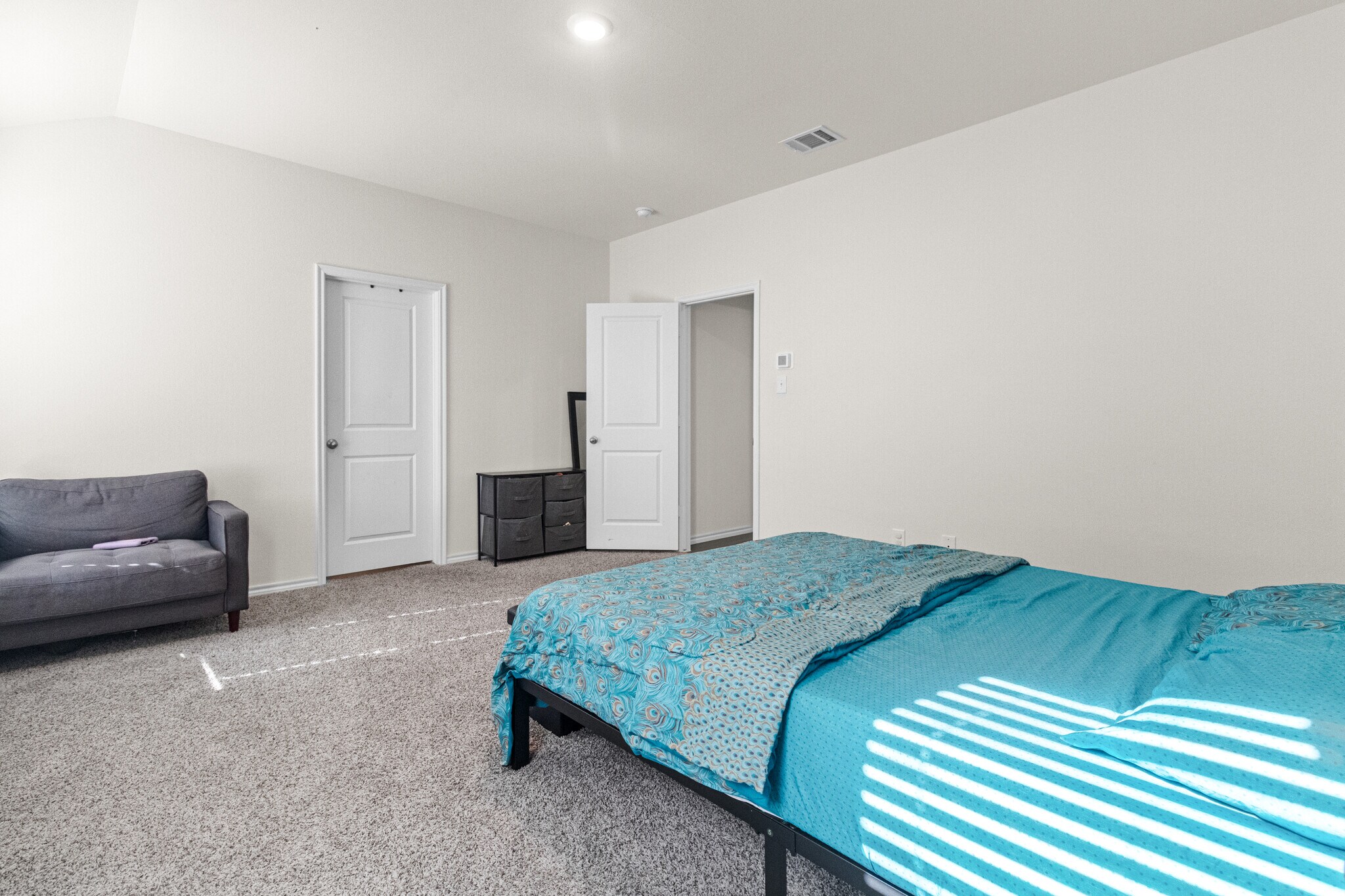 Building Photo - 2928 Roper St