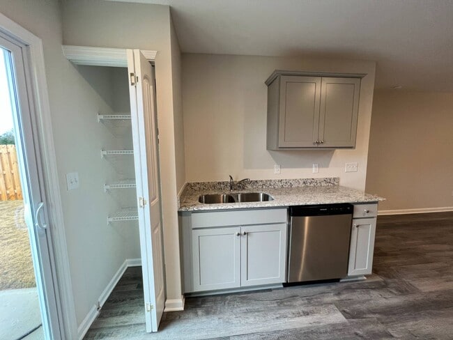 Building Photo - 2166 Catlet Ct