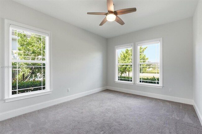 Building Photo - 4662 Estates Cir