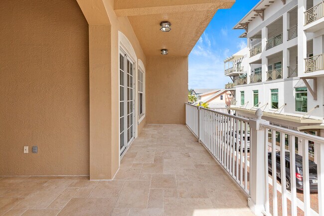 Building Photo - 47 SW Osceola St