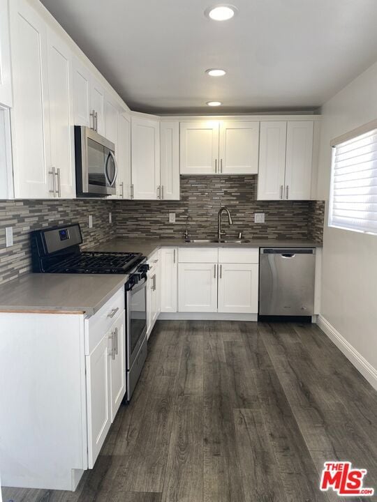 Building Photo - 6644 Atoll Ave