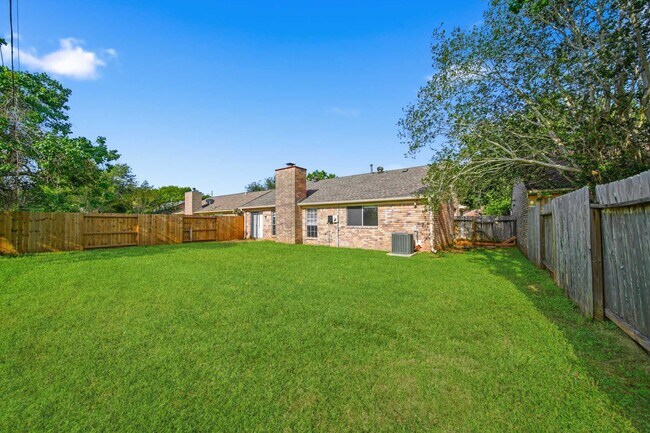 Building Photo - 2819 Kettle Run Dr