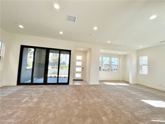 Building Photo - 5 br, 5 bath Condo - 106 Draw