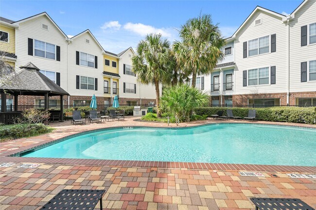 Building Photo - 9200 Westheimer Rd