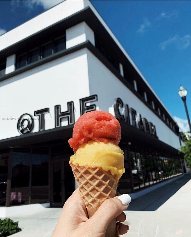 Building Photo - 385 NE 82nd Terrace