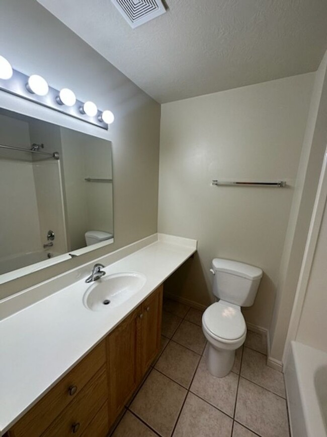 Building Photo - **Rent Special $150 off first month rent**...