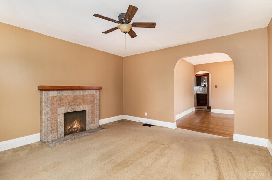 Living Room - 3315 Renfro Ave