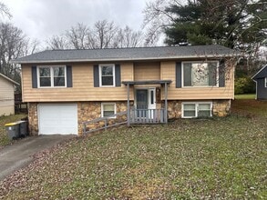 Building Photo - 3431 N Stoneycrest Rd