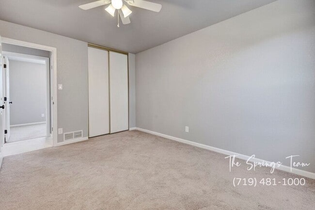 Building Photo - 6460 Bugle Dr