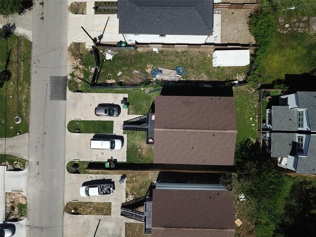 Building Photo - 3541 Mt Pleasant St