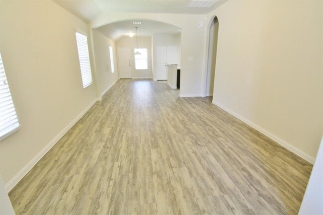 Building Photo - 13110 Withee Path Ln