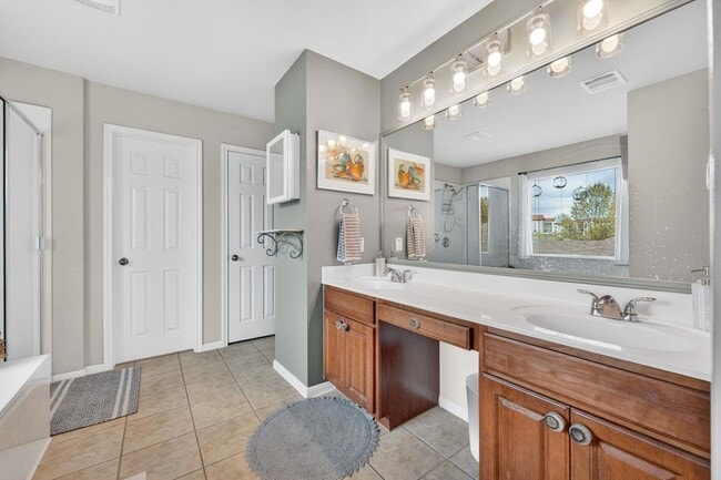 Building Photo - 1403 Melissa Oaks Ln