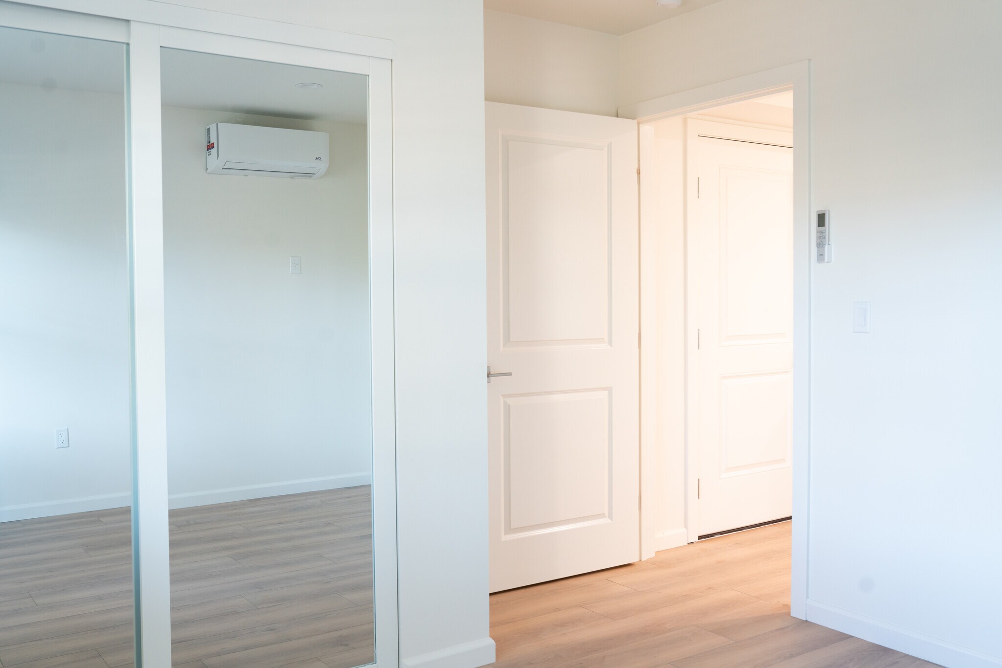 1st Level Room - 5259 Lexington Ave