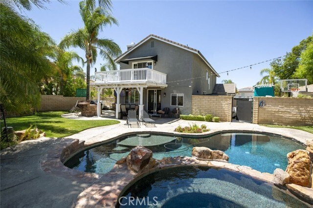 Building Photo - 28470 Rodgers Dr