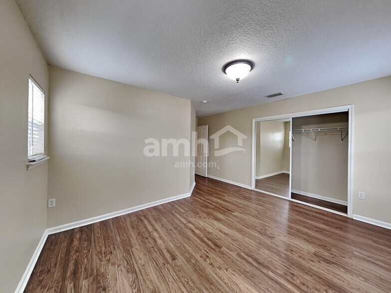 Building Photo - 11659 Spring Board Dr