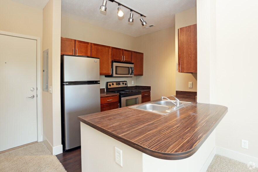 River Park by Broadmoor 20 S 41st St Council Bluffs IA 51501