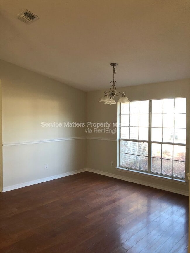 Building Photo - 4421 Amberwood Cir