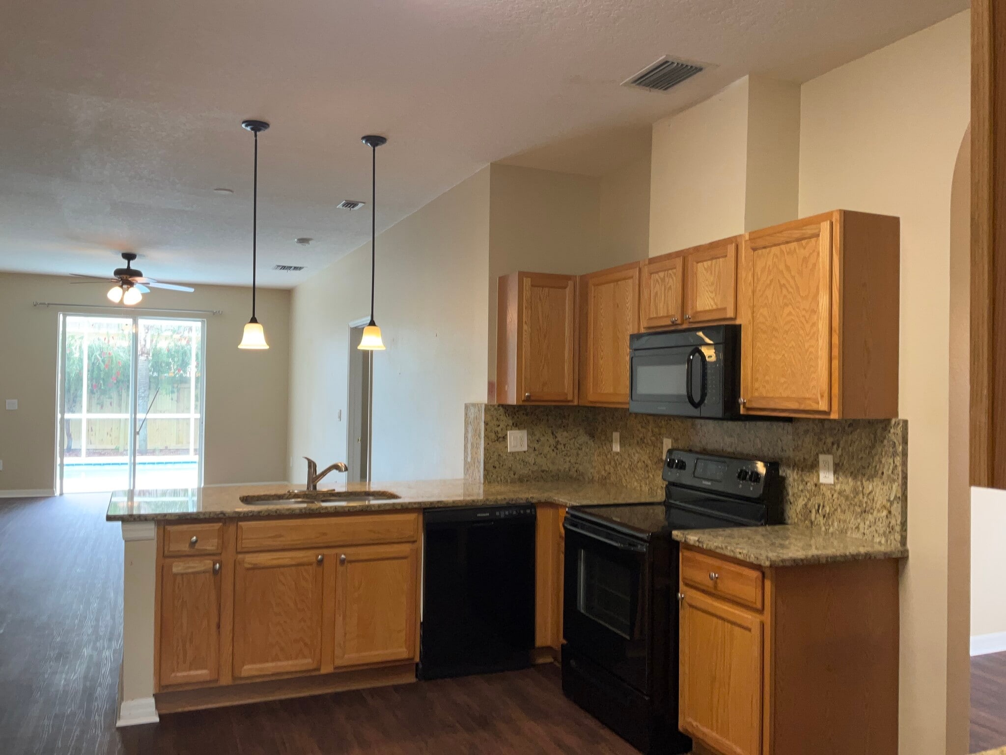 Building Photo - 19053 Tilobe Loop