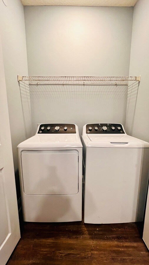 Building Photo - 6649 Osceola St