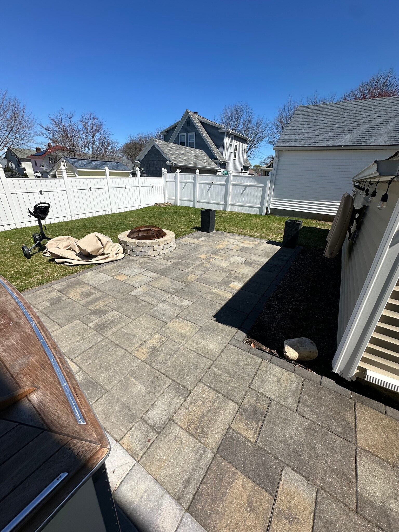 Building Photo - 33 Windhurst Ave