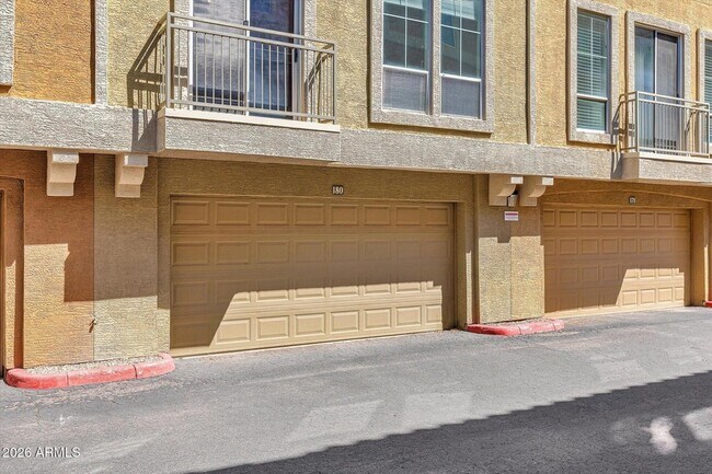 Building Photo - 18250 N Cave Creek Rd